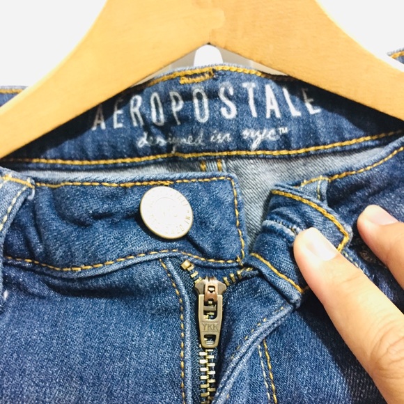EUC Aeropostale Skinny Jeans - Picture 2 of 4